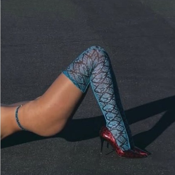 Honey Birdette 💋💋 TURQUOISE PYTHON GARTER BELT STOCKINGS‼️ - Picture 4 of 8